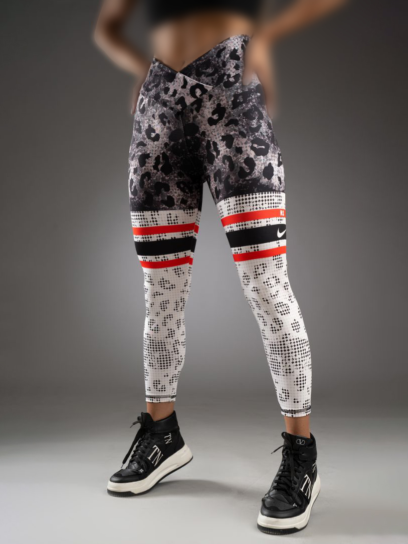 لگ ورزشی زنانه سابلیمیشن مدل جلو هفتی نایکی Nike