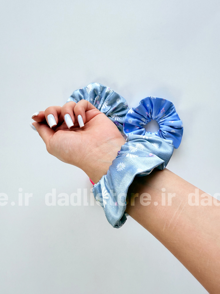 کش مو اسکرانچی ساتن طرح گل