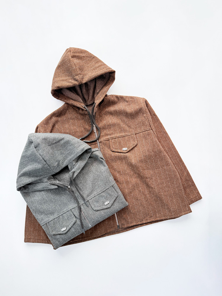 سویشرت زنانه جناغی جیبدار میو میو miu miu