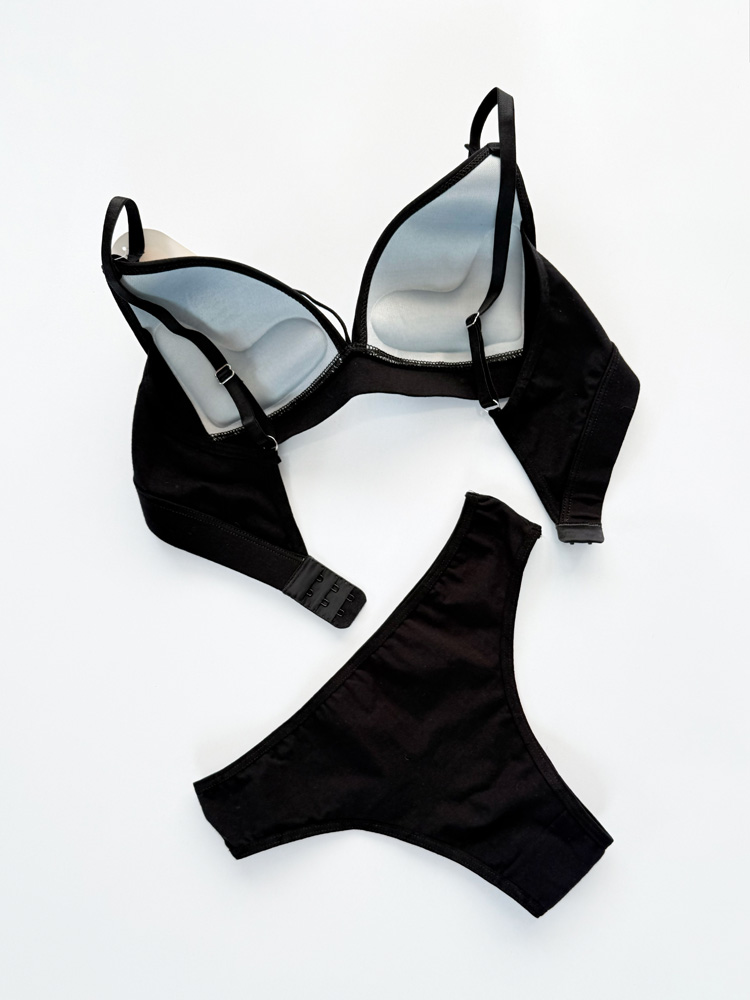 ست شورت و سوتین پوش آپ دار نخ پنبه هارنس دار نوشته کلوین کلاین Calvin klein فیتن Fitan