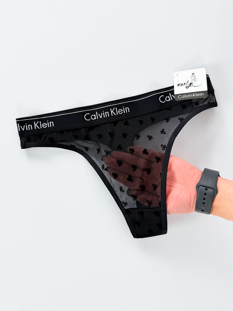 شورت بکلس زنانه گیپور طرح پاپیون نوشته Calvin klein