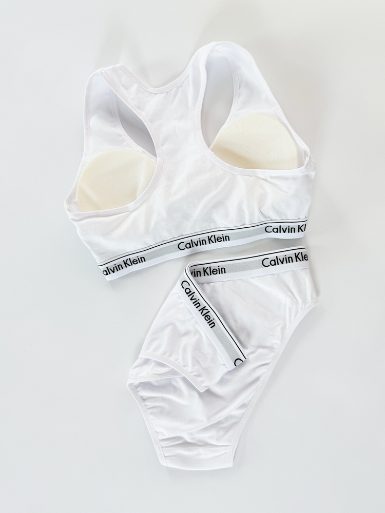 ست نیمتنه کاپدار وسط باز و شورت اسلیپ نخ پنبه کلوین کلاین Calvin klein