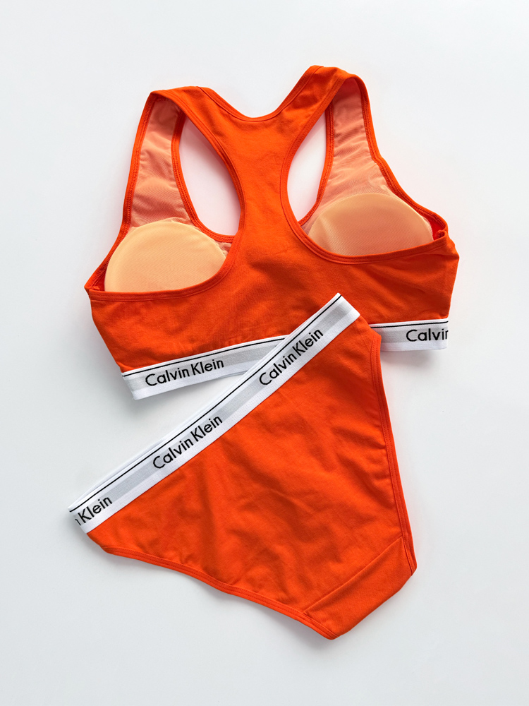 ست نیمتنه کاپدار و شورت اسلیپ نخ پنبه کلوین کلاین Calvin Klein