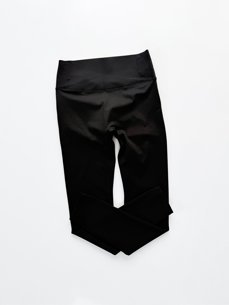 لگ ورزشی زنانه فلامنت حرفه ای لیفت باسن دار مگنت دار