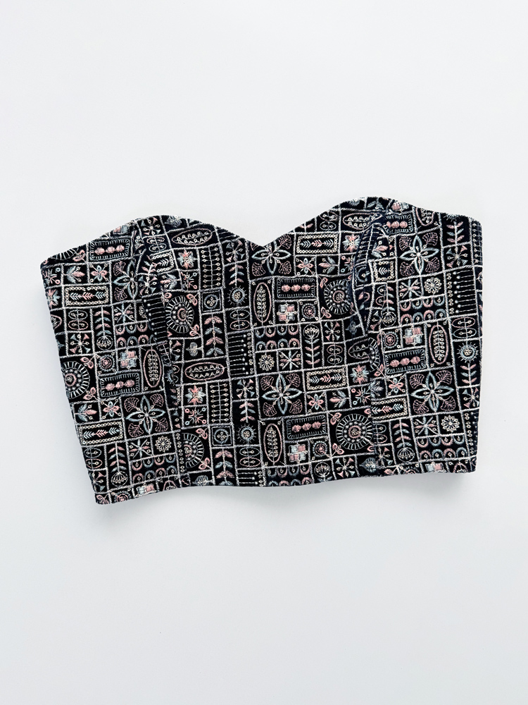 کراپ تاپ مجلسی دکلته فنر دار سوزن دوزی پشت باز بندی