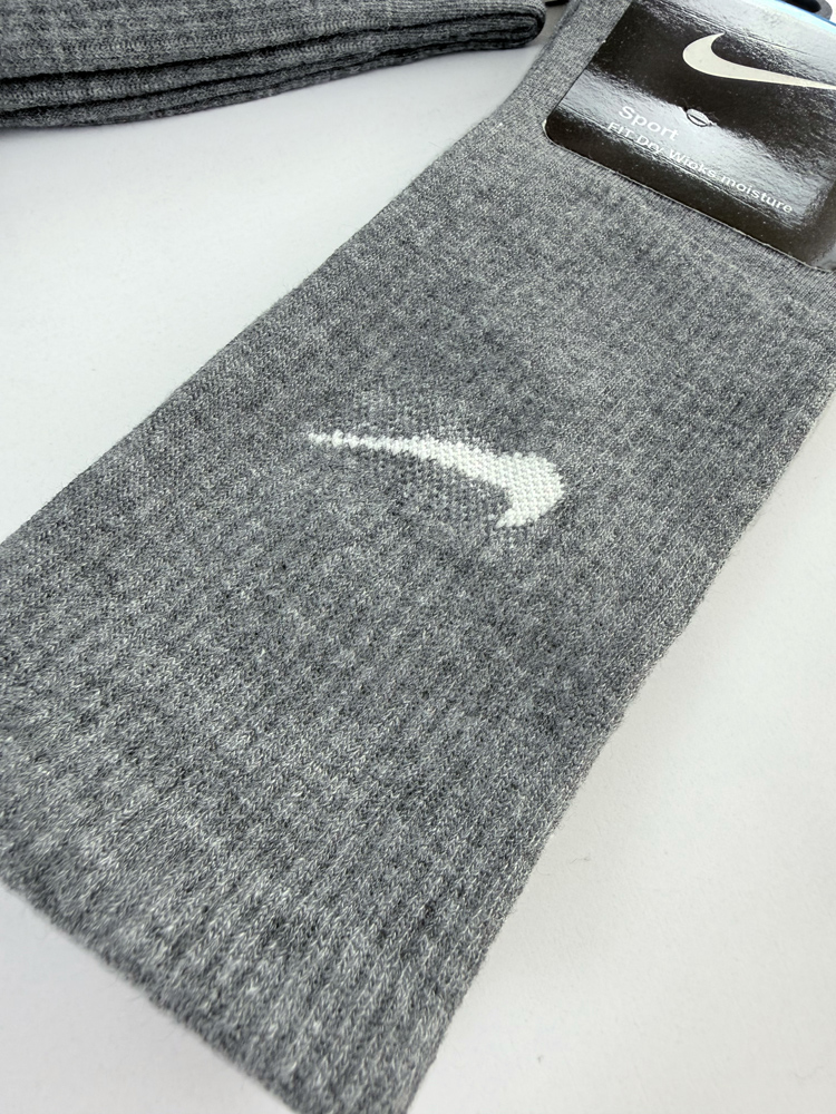جوراب ساقدار زنانه نخ پنبه طوسی تیره برفکی نایکی Nike