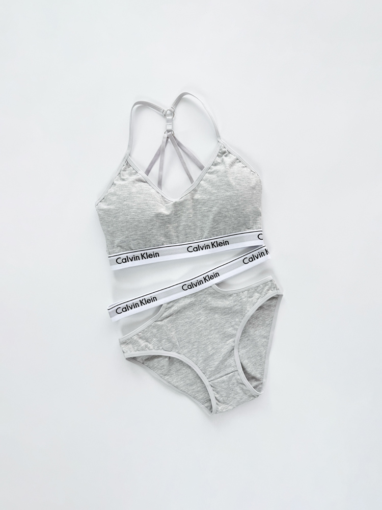 ست نیمتنه کاپدار پشت باز بندی و شورت اسلیپ بغل باز کلوین کلاین Calvin Klein