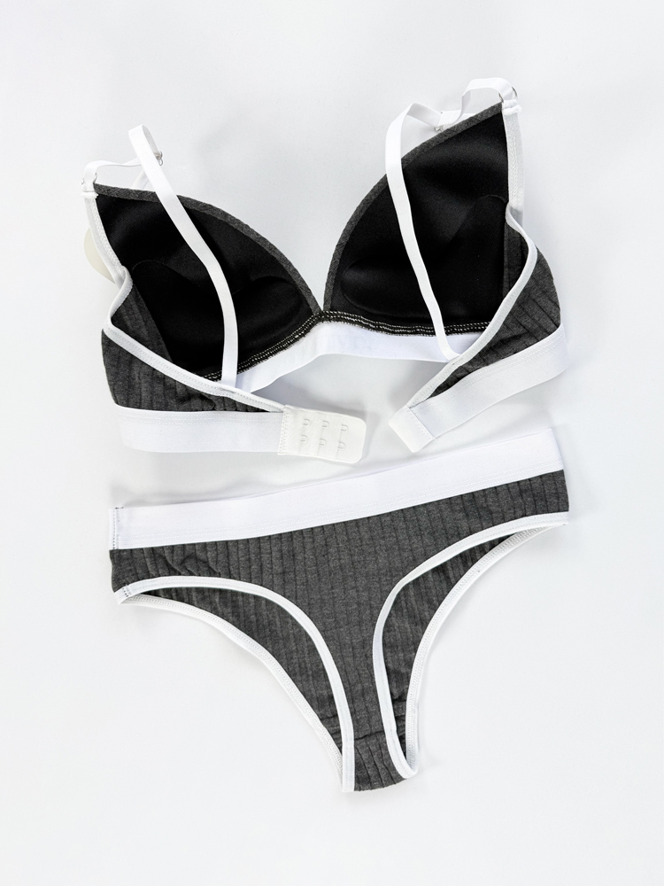 ست شورت و سوتین دخترانه پوش آپ دار کبریتی نوشته کلوین کلاین Calvin klein فیتن Fitan