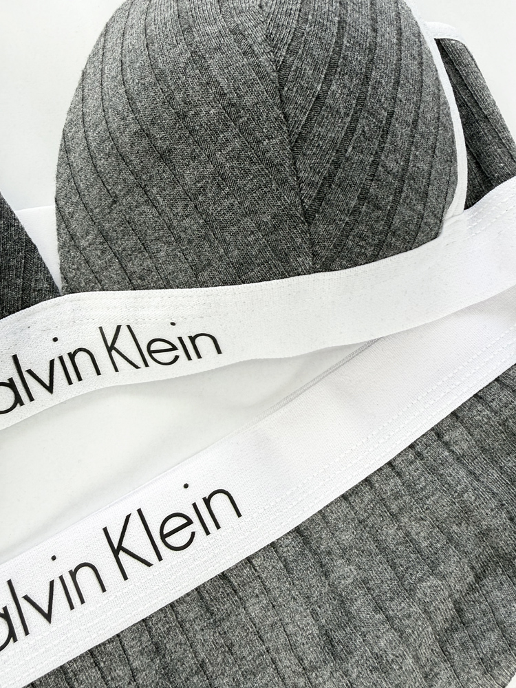ست شورت و سوتین دخترانه پوش آپ دار کبریتی نوشته کلوین کلاین Calvin klein فیتن Fitan