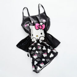 ست لباس خواب تاپ و شورتک ساتن طرح هلو کیتی Hello kitty