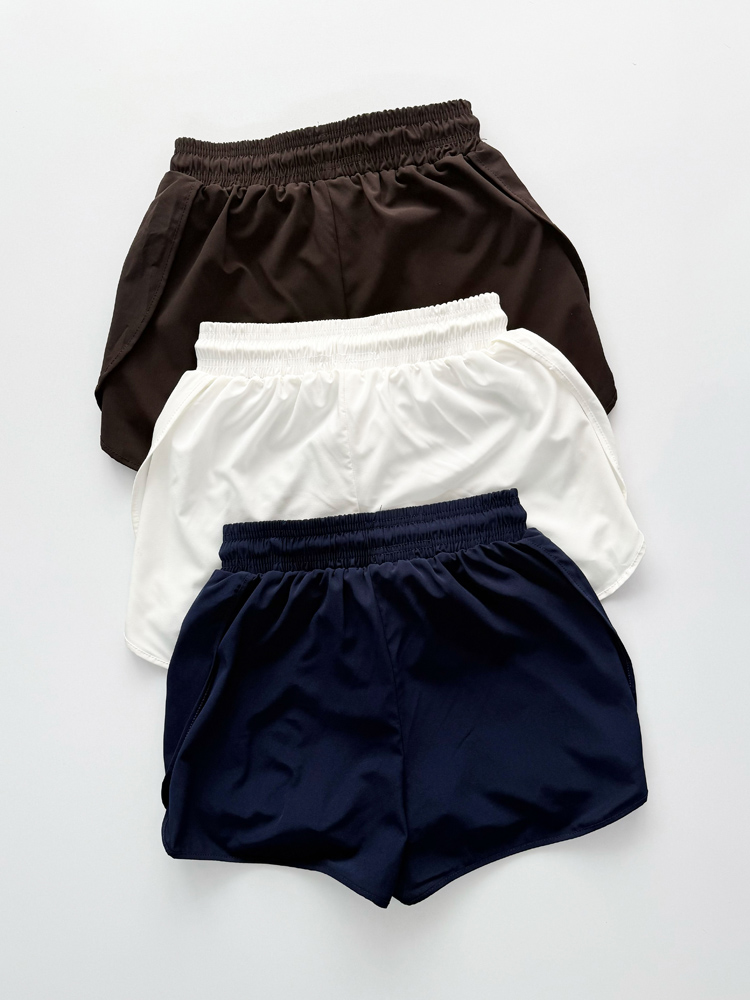 شورتک ورزشی زنانه آیرو کشاله ران دار بغل جیب لولولمن lululemon